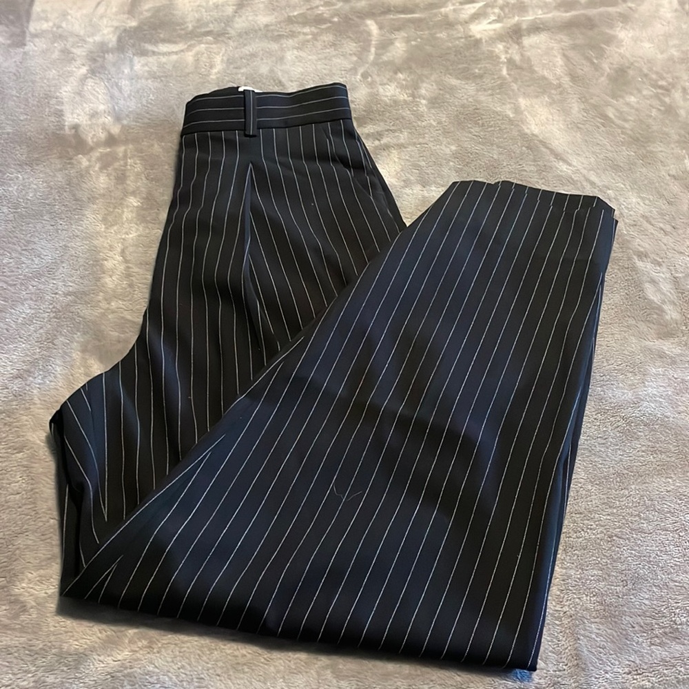 & Other Stories! Wide Leg Pants - Work Wear. Black with Pinstripe. Size 2